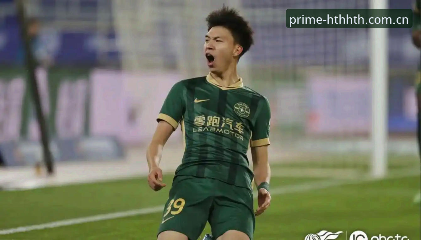 华体会足球比分直播手机版 换帅5轮即弃用外援中卫?辽宁铁人这次重组比想象中更果断
